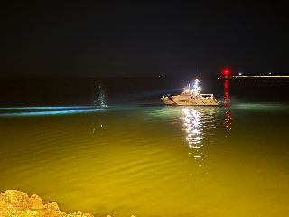 Giovane donna salvata al porto di San Benedetto dopo essersi gettata in mare