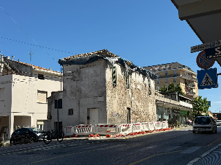 Calcinacci sulla SS16: nuovo intervento dei vigili del fuoco a San Benedetto