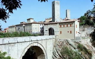 Battesimo del Solestante: 19 bambini entrano nella vita di sestiere