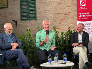 Gianrico Carofiglio incanta Monteprandone con "Elogio dell’Ignoranza e dell’errore"