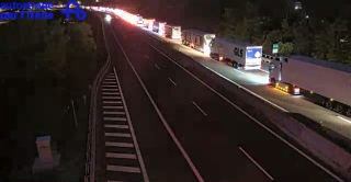 Camion in fiamme sulla A14, chilometri di coda tra Grottammare e San Benedetto
