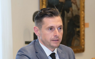 Fioravanti: "Non sono fascista, denuncerò chi mi minaccia sui social"