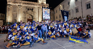 Ascoli: Porta Solestà trionfa nel Palio sbandieratori e musici